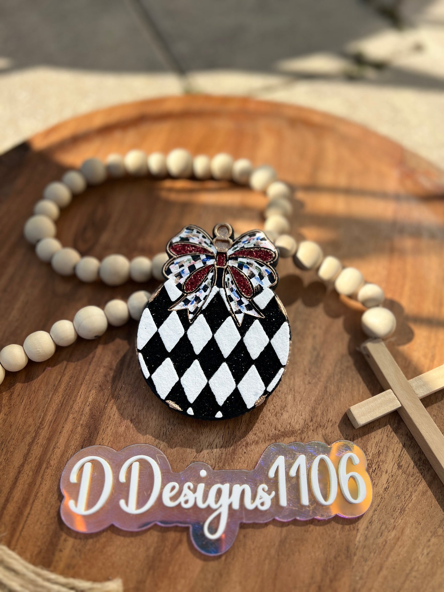 CHECKERED ORNAMENT BOW