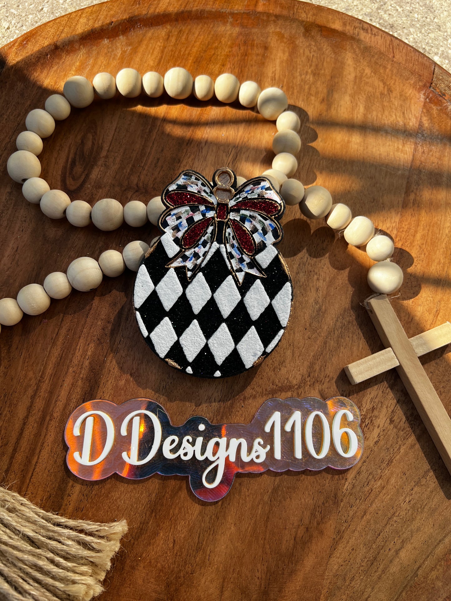 CHECKERED ORNAMENT BOW